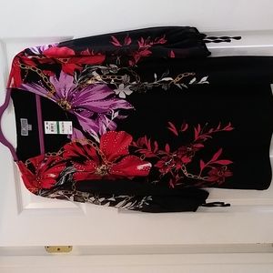Women's Top NWT